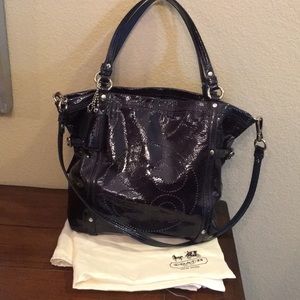 Authentic Coach shoulder/crossbody handbag